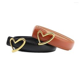 Belts Unique Hollow Love Heart Gold Buckle Belt For Women Thin Leather Female Jeans Dress Waistband Fashion Accessories