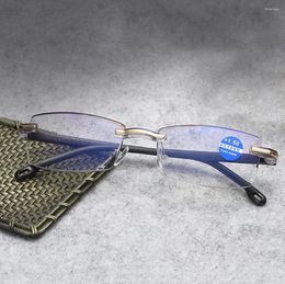 Occhiali da sole Luxury Diamond Cutting Occhiali da lettura Donna Uomo Ultralight Frame Alta qualità Anti Blu 1 1.5 2 2.5 3 3.5 4