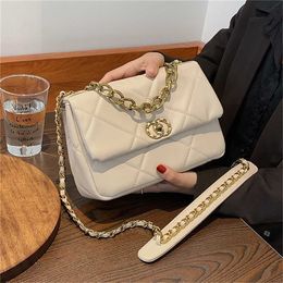 Designer Bags 55% Off Sale trendy urban simple and elegant small square Single Messenger chain women's