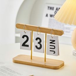 Decorative Objects Figurines Nordic Living Room Office DecorationWooden Calendar Ornament Modern Desk Accessories Simple Home Decor 2023 Craft Gift 230111