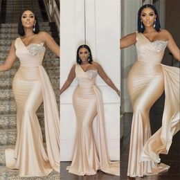 Champagne Dresses One Shoulder Mermaid Sleeveless Crystal Lace Appliques Silk Satin Long Wedding Guest Bridesmaid Gowns Plus Size