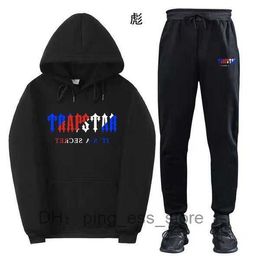 Mens t Shirts Trapstar Tracksuits Letter Printed Hoodies Sportswear Men Winter Clothing Warm Two Pieces Set Loose Sweatshirt Jogging Pants trapstar. 12