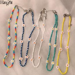Choker HangZhi 2023 5 Pcs/set Daisy Flower Colourful Beads Clavicle Necklace For Women Girls Spring Summer Jewellery Wholesale Chokers