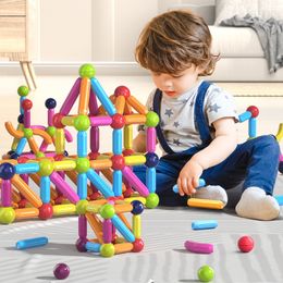 Blocks Kids Magnetic Construction Set Balls Stick Building Montessori Educational Toys For Children Gift 230111