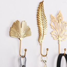 Hooks Nordic Style Gold/Green Leaf Shape Wrought Iron Hook Wall Hanger Hanging Coat RackFor Towel Clothes Home Organisation