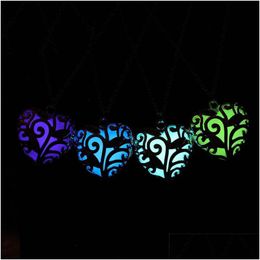 Party Decoration Fluorescence Necklace Women Love Heart Gift Glow In The Dark Pendant With 48Cm Chain Blue Green Pink Jewellery Lz0487 Dhsic