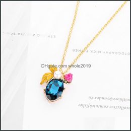 Pendant Necklaces Bee Luxury Products Classical Honey Imitation Pearl Flower Pendent Necklace Drop Delivery Jewellery Pendants Dhbbw