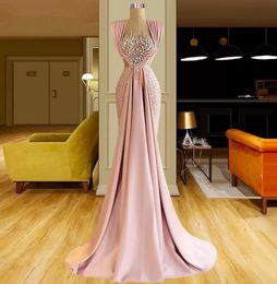 2024 Abendkleidung Pink Illusion Halshülsen und Meerjungfrau Sweep -Zug Pailletten Kristallperlen Plus Size Prom Kleider Partykleider