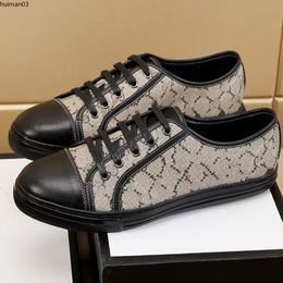 luxury designer Men's leisure sports shoes fabrics using canvas and leather a variety of comfortable material hm0311