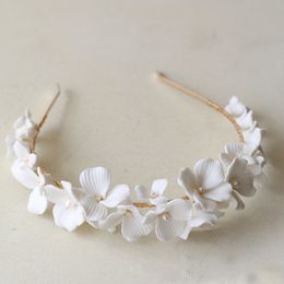 Wedding Hair Jewellery SLBRIDAL Handmade Luxury s Freshwater Pearls Ceram Flower Bridal Tiara Bridesmaids Crown Women 230112