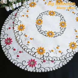 Table Cloth A Variety Of European Pastoral Round Hollow Embroidered Tablecloths El Restaurant Home Kitchen Cover Tapete Nappe