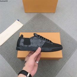 2023 classic men designer shoes lace up black brown fashion Luxury printed Mens sneakers trainers shoe hm03181