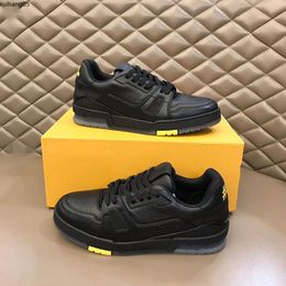High-quality Men hot-selling fashion catwalk casual shoes soft leather sneakers thick-soled flat-soled comfortable shoes EUR38-45 njkhn2152