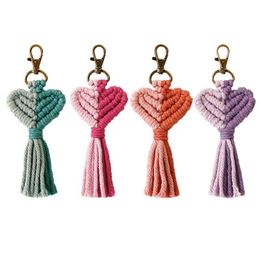 Keychains Valentine's Day Tassel Keychain Love Couple Retro Ethnic Style Hand-woven Bag Ornament Pendant For Women Girls AccessoriesKeyc