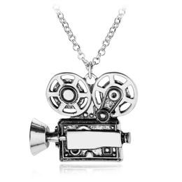 Pendant Necklaces Vintage Old Fashioned Bioscope Pendants Necklace Camera Film Projector Filmmaker Alloy Big Statement Gift For Friend