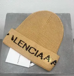 Wholesale Couple fashion brand designer knitted hats Women's letter embroidery bucket hat Men's wool fleece cap