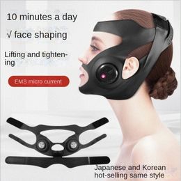 Dispositivos de cuidados faciais EMS Microcorrente Lifting V Bandagem fina Linha de máscara de beleza com celulite mandibular 230113