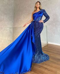 Luxury Evening Dresses One Long Sleeve Bateau Beaded 3D Lace Appliques Sequins Beaded Floor Length Celebrity Satin Train Formal Prom Dresses Gowns Party Dress