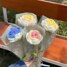 Decorative Flowers High-level Sense Knitted Flower DIY Simulation Homemade Woven Rose Bouquet Valentine's Romantic Idea Gifts