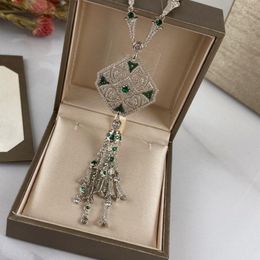 Pendant Necklaces High Fashion Luxury Zircon Necklace For Women Party Wedding Green Crystal Gorgeous Tassel Fine Jewellery Silver Colour