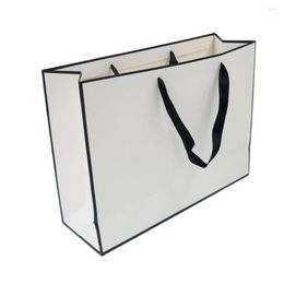 Gift Wrap 100X Custom Logo Print Apparel Retail Black Frame White Shopping Bags Carrying Bag With Ribbon Handle For Garments