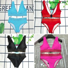 Kadınlar mayo mayoları bikini seksi klasik mektup baskılı mavi set sütyen bikinis yaz mayo moda tek parça plaj tasarımcısı takım elbise bayanlar