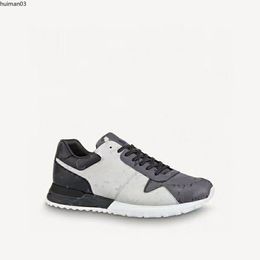 Men Trainer Shoes calf leather Luxurys Designers Sneaker Rubber outsole Black Patent Leathers outdoor casual shoe Sports Trainers hm3103