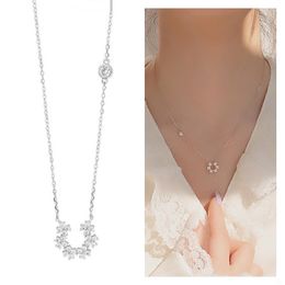 Pendant Necklaces Princess Clavicle Necklace Bright Crystal Stone Female Choker Silver Plated Women Birthday Gift