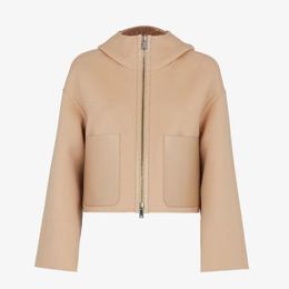 Designer feminino Double F Jackets New L￣ Jaqueta com capuz curta dupla com casaco de gaita de foles da moda F da moda lote A78