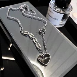 Pendant Necklaces Fashion Vintage Clavicle Chain Gothic Punk Black Heart Necklace For Women Letter Hip-Hop Irregular Jewelry Prom Accessorie