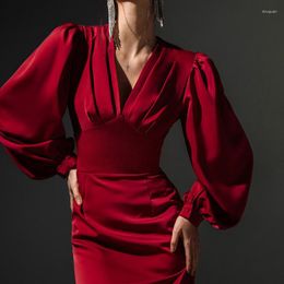 Casual Dresses 2023 Party Elegant Women Red Dress Lantern Long Sleeve V-Neck Evening Midi Ruched Sexy Club Ladies Satin