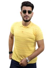 Herren T-Shirts Kulemoda gelbe Farbe Polo Kragen Unisex Strick-T-Shirt mit Zickzackmuster zwei Knopfverschlüsse