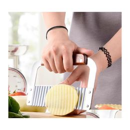 Fruit Vegetable Tools Potato Wavy Slices Crinkle Cutters Soap Cutting French Fry Slicer Wooden Handle Stainless Steel Blade Serrat Dhwpb