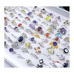 With Side Stones Wholesale 50Pcs/Lot Women Natural Crystal Rings Gemstone Fashion Halo Cocktail Ring Wedding Party Gifts Fine Jewelr Dhxaf