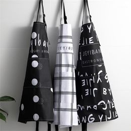 Aprons 1Pc Black And White Kitchen Apron For Woman Man Home Cooking Baking Shop Adjustable Cleaning Bib Kitchen1