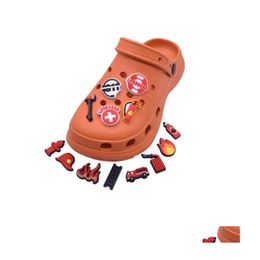 Acessórios para peças de sapatos 100pcs desenho animado salva -vidas de segurança de salva -vidas PVC Charms Shose Cog Jibz Fit Wrist Croc Buttons Gardenshoe Decor Dhdez