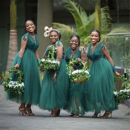 African Bridesmaid Dresses Green V-Neck Long Sleeves Lace Applique Crystal Tulle Ankle Length Wedding Party Bridesmaid Dresses