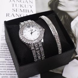Wristwatches Luxury Fashion Watches Bracelet Set Women Crystal Quartz Clock Ladies Wrist Watch With Diamond Bracelets Gifts Sets For