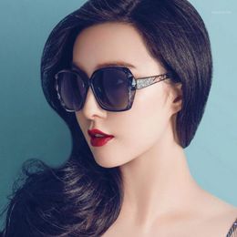 Sunglasses 2023 Vintage Big Frame Women Brand Designer Gradient Lens Driving Sun Glasses UV400 Feminino1