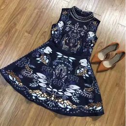 Casual Dresses Est Fashion Autumn Dress 2023 High Quality Women Stand Neck Beading Deco Sleeveless Large Swing Vintage Print