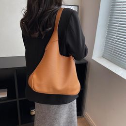 Evening Bags 2023 Fashionable Trend Message Daily Women Shoulder PU Leather Casual Tote Simple Handbag Large Capacity Party Handmade