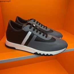 luxury designer Men leisure sports shoes fabrics using canvas and leather a variety of comfortable material size38-45 KMJKKy21515