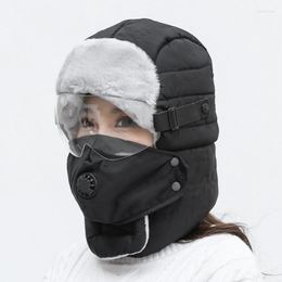 Berets Autumn And Winter Men Women Outdoor Thunderbolt Cap Cycling Sports Warm Ear Protection Cotton Plus Velvet Bib