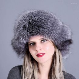 Berets Russian Winter Fur Hat Warm Soft Fluffy Real Bomber Hats Women Men Raccoon Cap Unisex Outdoor Windproof