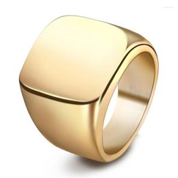 Anéis de casamento Gratuito Gratuito Moda Logotipo personalizado Nome Largura Anel de sinete Dedo de aço inoxidável Presentes especiais para mulheres e homens Jóia