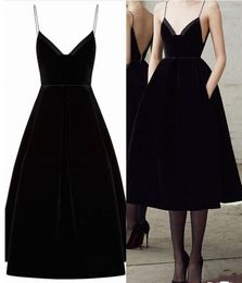 Party Dresses Simple Black Short Prom 2023 V Neck Spaghetti Straps Length Sexy Graduation Dress With Pockets Vestidos