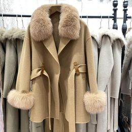 Women's Fur Brand Famous 2023 Vintage Luxury Real Coats Outerwear With Natural Cuff Wholesale