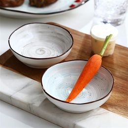 Bowls Chic Soy Sauce Dish Japanese Ceramic Round Small Vinegar Jam Ketchup Bowl Kitchen Saucers Appetizer Plate Decoration Gift