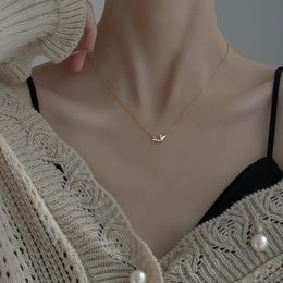 Pendant Necklaces Dainty Female Crystal Butterfly Necklace Gold Silver Colour Chain Cute White Zircon Wedding For Women