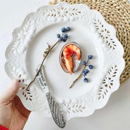 Plates European Style Ceramics Plate Hollow Out Lace Fruit Salad Dining Table Main Course Breakfast Cake Dish Kitchen Tableware